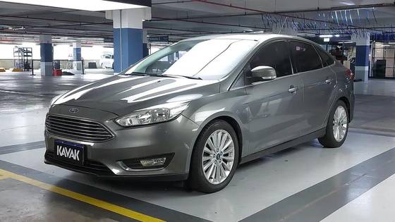 FORD FOCUS 2.0 TITANIUM 16V FLEX 4P POWERSHIFT FORD FOCUS 2.0 TITANIUM 16V FLEX 4P POWERSHIFT